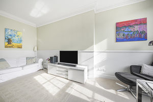 Photo 11- click for photo gallery